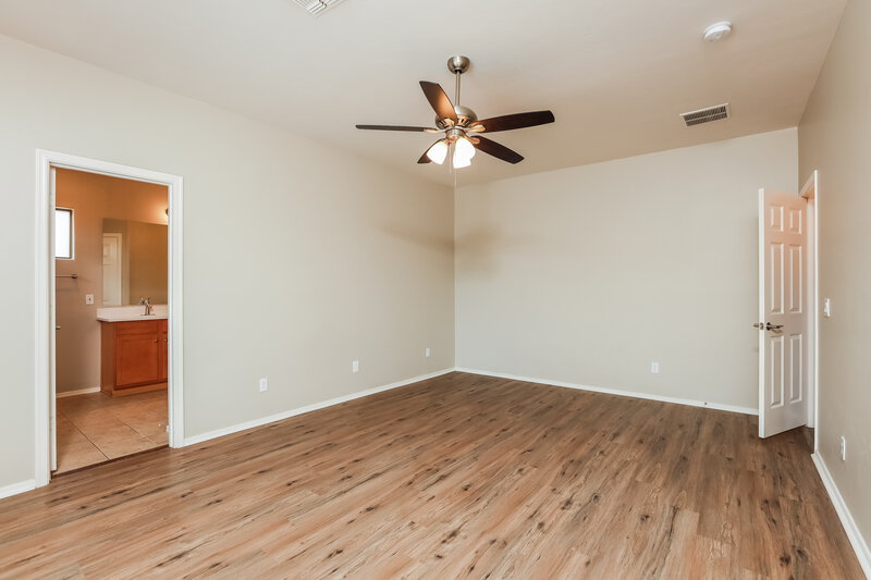 1,880/Mo, 60639 E Eagle Heights Dr SADDLEBROOKE, AZ 85739 Main Bedroom View 2