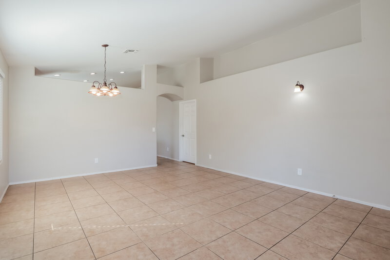 2,045/Mo, 5861 W Agave Bloom Ln Tucson, AZ 85735 Living Room View