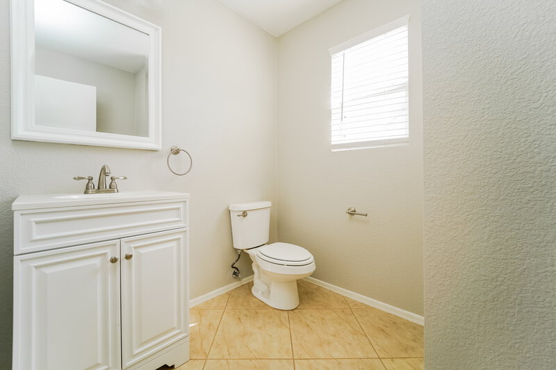 1,805/Mo, 7332 S Messala Ct Tucson, AZ 85746 Bathroom View 2