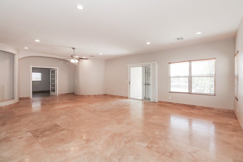 1,955/Mo, 3670 S Western Way Tucson, AZ 85735 Living Room View 2
