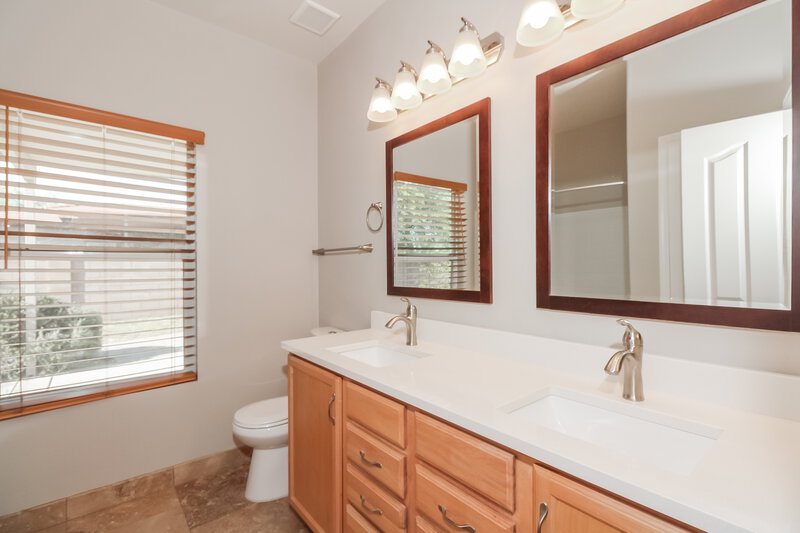 1,955/Mo, 3670 S Western Way Tucson, AZ 85735 Bathroom View