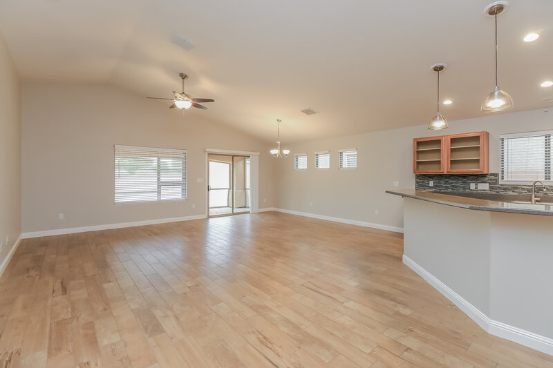 2,030/Mo, 359 N Rock Station Dr Sahuarita, AZ 85629 Living Room View 2