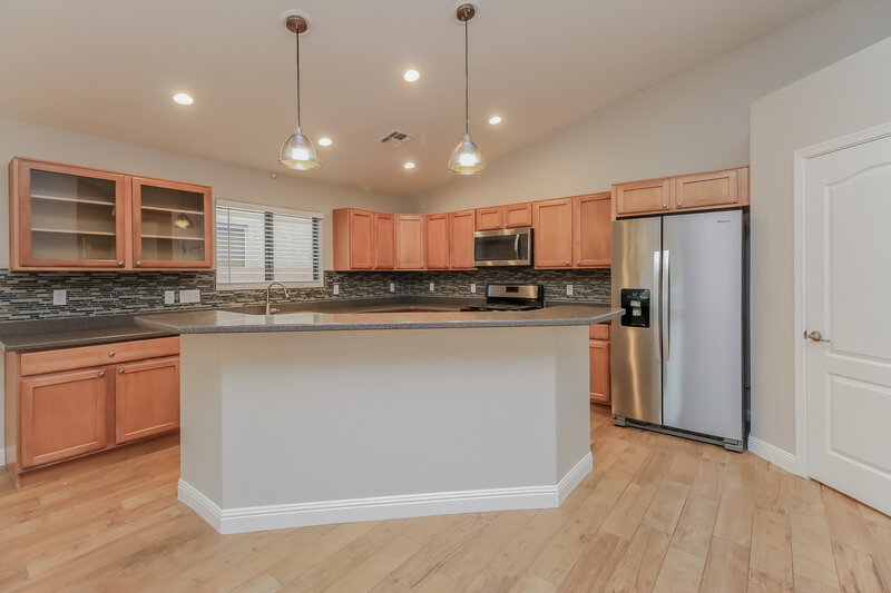2,030/Mo, 359 N Rock Station Dr Sahuarita, AZ 85629 Kitchen View 2