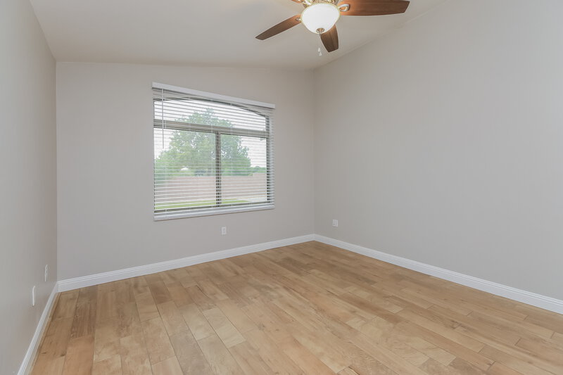 2,030/Mo, 359 N Rock Station Dr Sahuarita, AZ 85629 Main Bedroom View