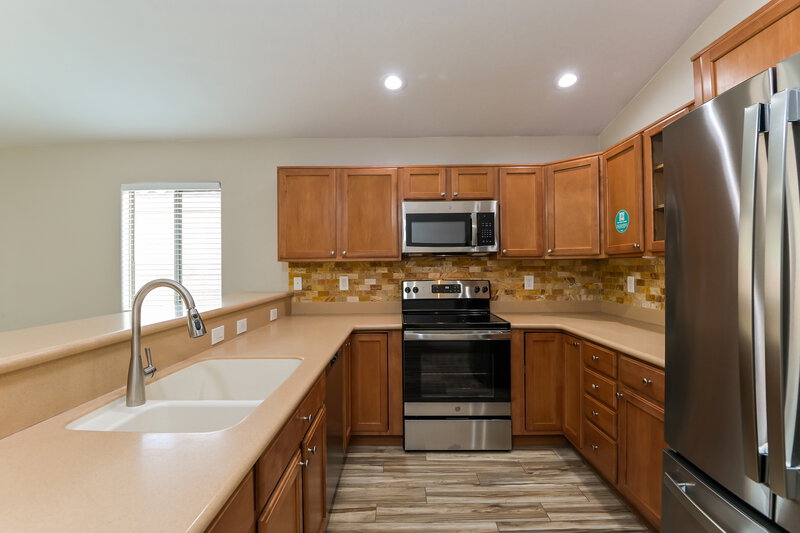 2,100/Mo, 8966 S Beechnut Ln Tucson, AZ 85756 Kitchen View