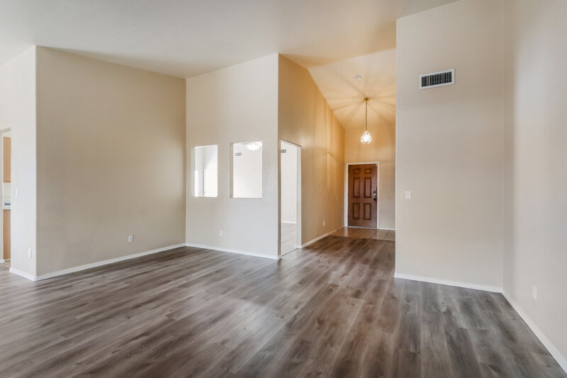 1,975/Mo, 9646 E Paseo San Ardo Tucson, AZ 85747 Living Room View 2