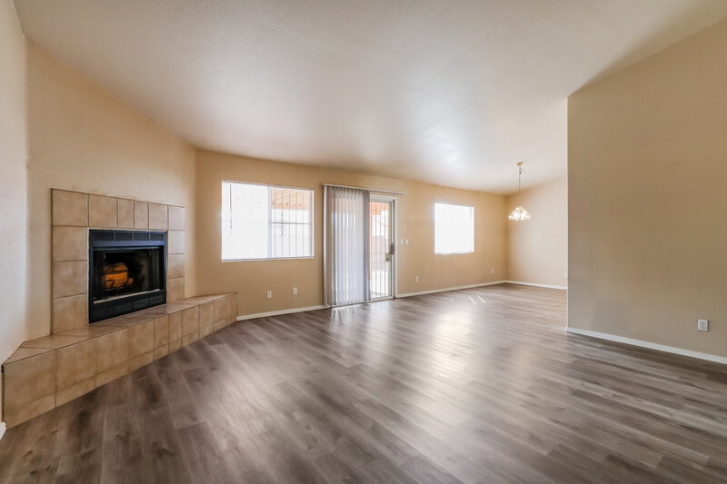 1,975/Mo, 9646 E Paseo San Ardo Tucson, AZ 85747 Living Room View 3