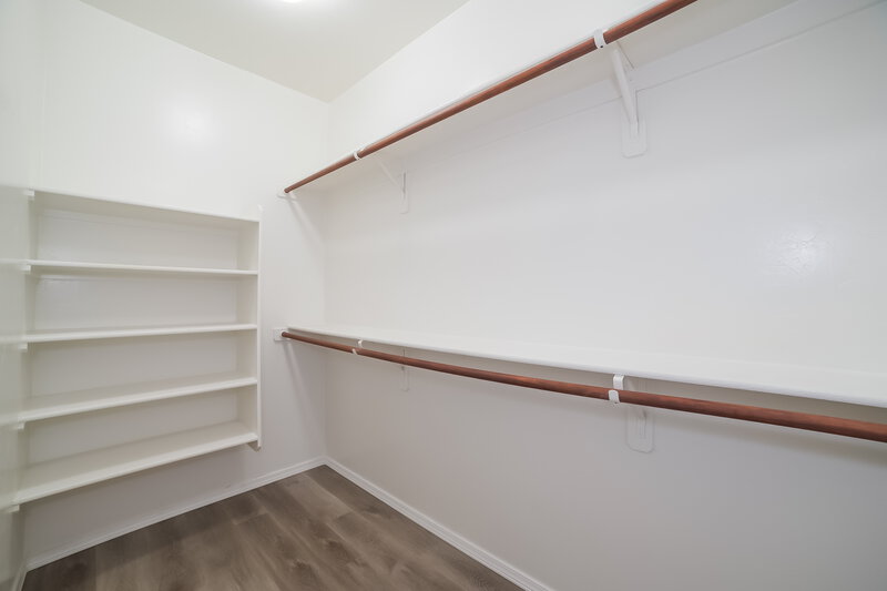 2,060/Mo, 7614 W Tenderfoot Dr Tucson, AZ 85757 Walk In Closet View