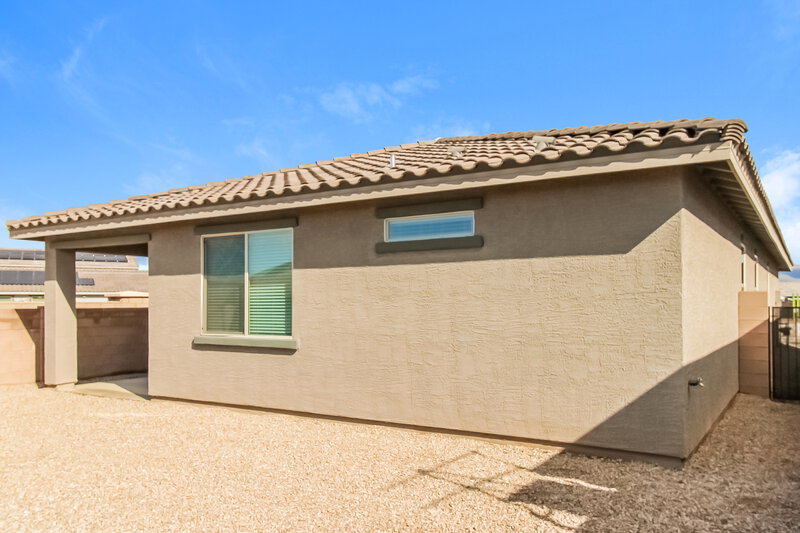 2,025/Mo, 12717 N Berwick Dr Marana, AZ 85653 Rear View 2