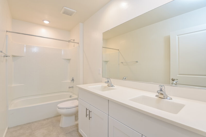 1,795/Mo, 11219 S Weismann Dr Vail, AZ 85641 Bathroom View