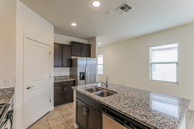1,675/Mo, 11208 S Weismann Dr Vail, AZ 85641 Kitchen View 3