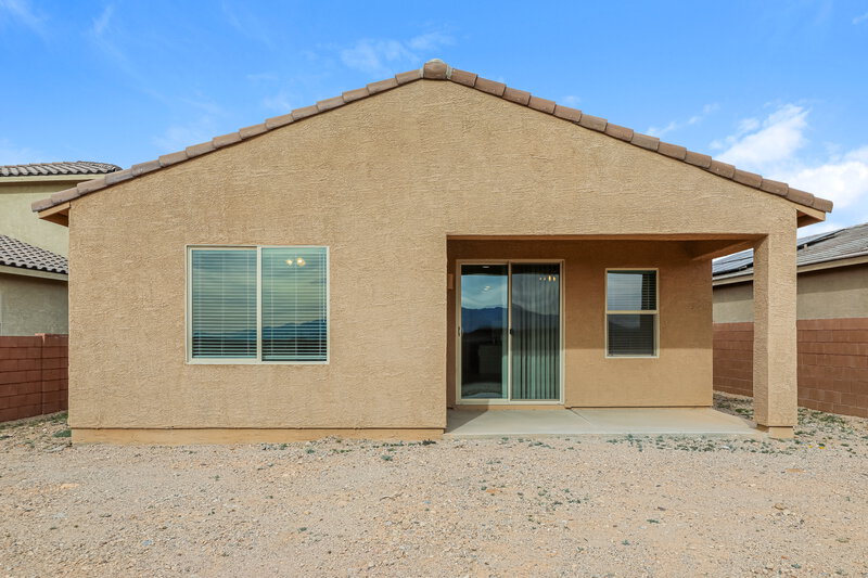 1,675/Mo, 11208 S Weismann Dr Vail, AZ 85641 Rear View