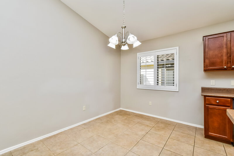 1,725/Mo, 624 W Calle Marojo Sahuarita, AZ 85629 Dining Room View