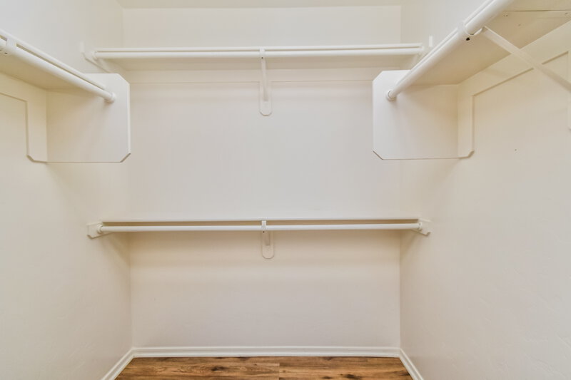 1,725/Mo, 624 W Calle Marojo Sahuarita, AZ 85629 Walk In Closet View