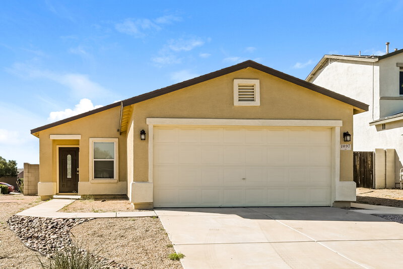 1,840/Mo, 1097 W Camino Hombre Viejo Sahuarita, AZ 85629 External View