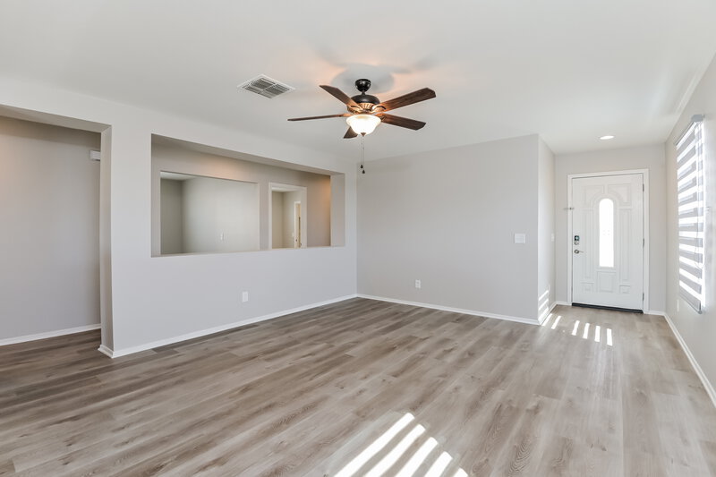 1,840/Mo, 1097 W Camino Hombre Viejo Sahuarita, AZ 85629 Living Room View