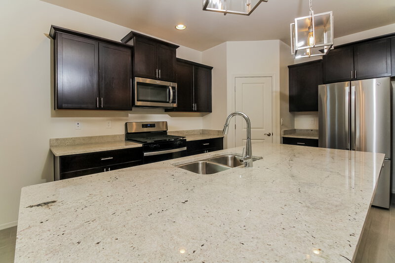 2,390/Mo, 12171 W Charismatic Drive Marana, AZ 85653 Kitchen View