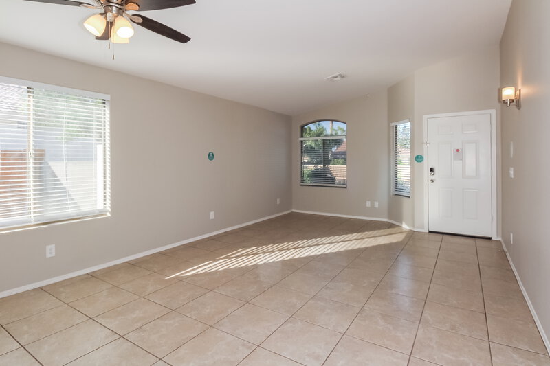 1,980/Mo, 8523 N Cantora Way Tucson, AZ 85743 Living Room View