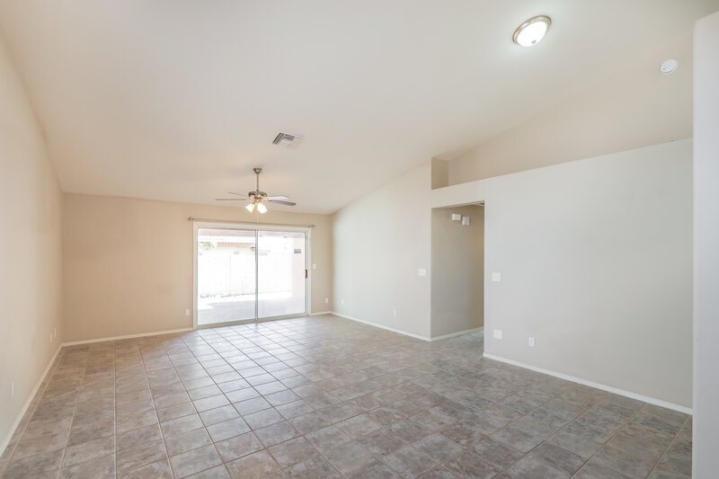 1,825/Mo, 2999 W Sky Ranch Trl Tucson, AZ 85742 Living Room View 3