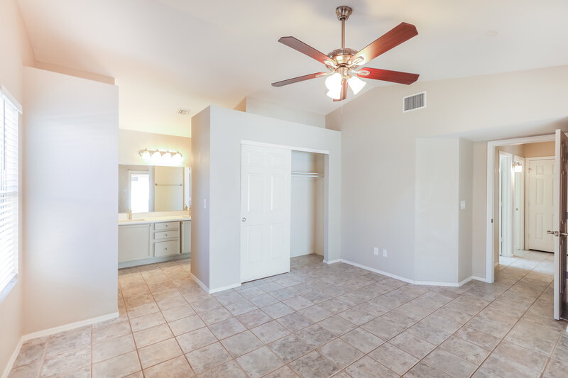 1,825/Mo, 2999 W Sky Ranch Trl Tucson, AZ 85742 Main Bedroom View 2
