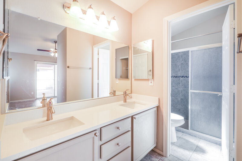 1,825/Mo, 2999 W Sky Ranch Trl Tucson, AZ 85742 Main Bathroom View