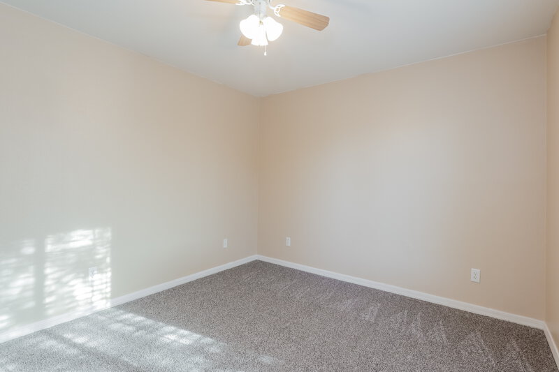 1,825/Mo, 15007 S Camino Rio Puerco Sahuarita, AZ 85629 Bedroom View 2