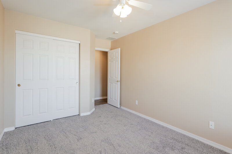 1,825/Mo, 15007 S Camino Rio Puerco Sahuarita, AZ 85629 Bedroom View 3