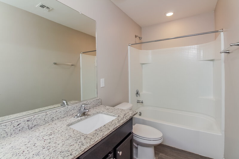 1,890/Mo, 7491 W Tierra Rd Tucson, AZ 85757 Bathroom View