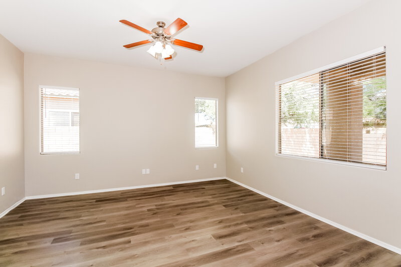 2,095/Mo, 6498 W Castle Pines Way Tucson, AZ 85757 Main Bedroom View 2