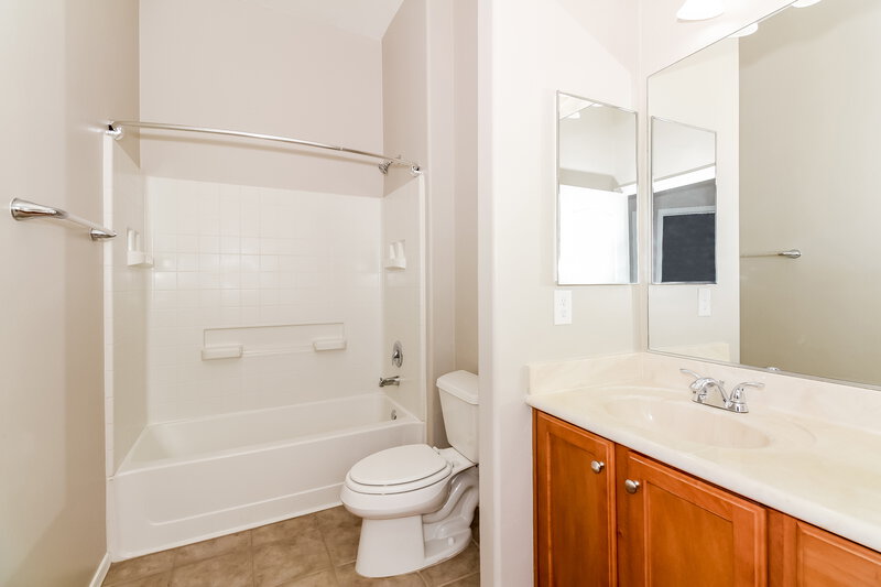 2,095/Mo, 6498 W Castle Pines Way Tucson, AZ 85757 Bathroom View