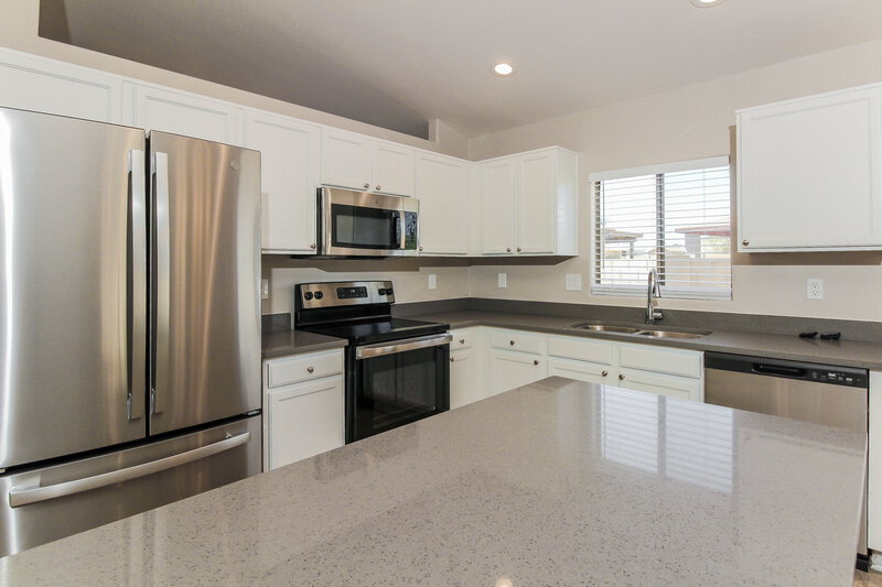 1,850/Mo, 4334 S Paseo Rio Bravo Tucson, AZ 85714 Kitchen View