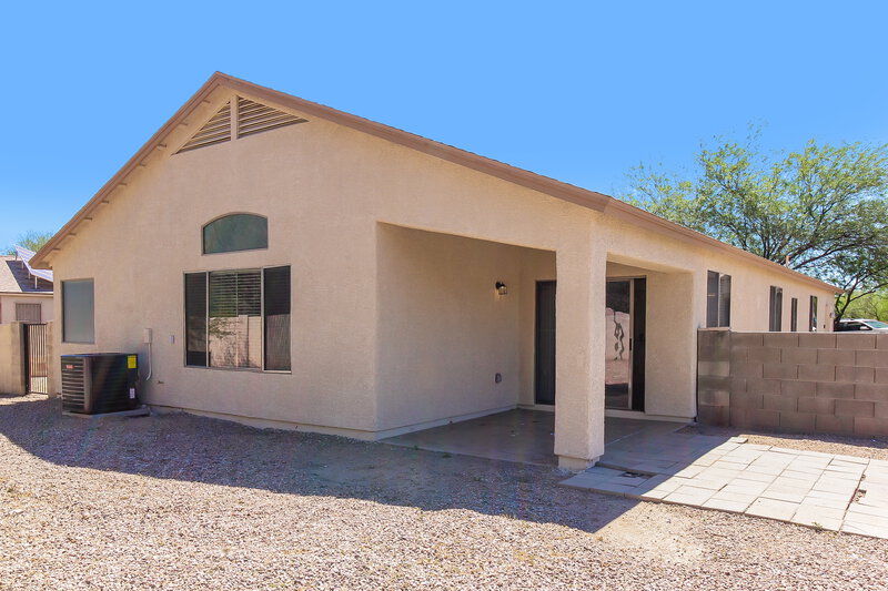1,850/Mo, 4334 S Paseo Rio Bravo Tucson, AZ 85714 Rear View