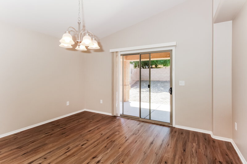 1,920/Mo, 6791 W Brightwater Way Tucson, AZ 85757 Dining Room View