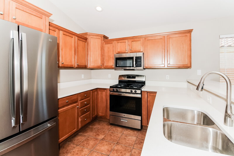 1,920/Mo, 6791 W Brightwater Way Tucson, AZ 85757 Kitchen View