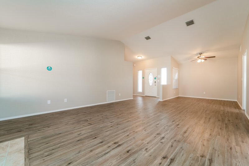 2,070/Mo, 3674 W Thundercloud Loop Tucson, AZ 85742 Living Room View