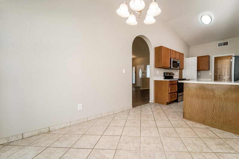 2,070/Mo, 3674 W Thundercloud Loop Tucson, AZ 85742 Dining Room View