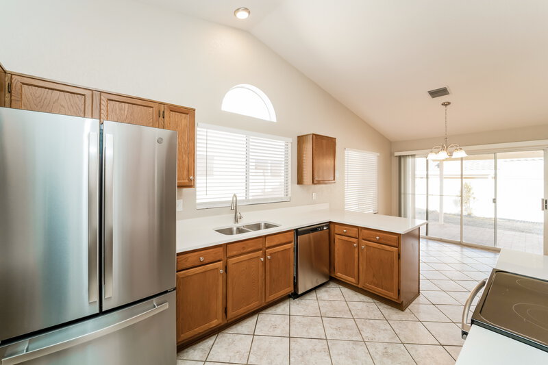 2,070/Mo, 3674 W Thundercloud Loop Tucson, AZ 85742 Kitchen View 2
