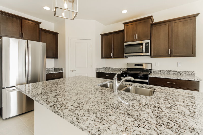 2,040/Mo, 13121 N Loralei Drive Marana, AZ 85653 Kitchen View