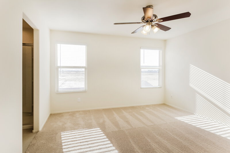 2,040/Mo, 13121 N Loralei Drive Marana, AZ 85653 Main Bedroom View