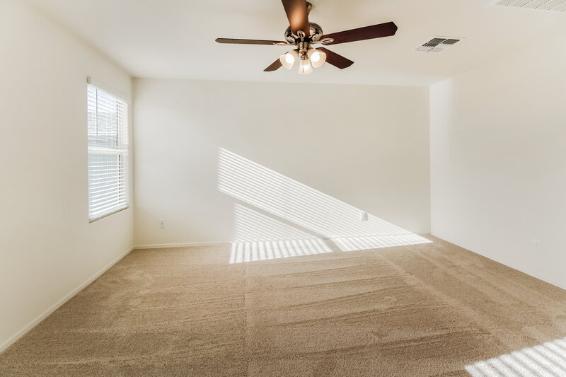 2,040/Mo, 13121 N Loralei Drive Marana, AZ 85653 Main Bedroom View 3