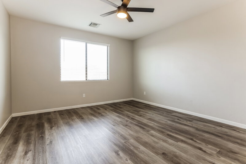 2,040/Mo, 8756 E Perry Park Cir Tucson, AZ 85730 Main Bedroom View 2