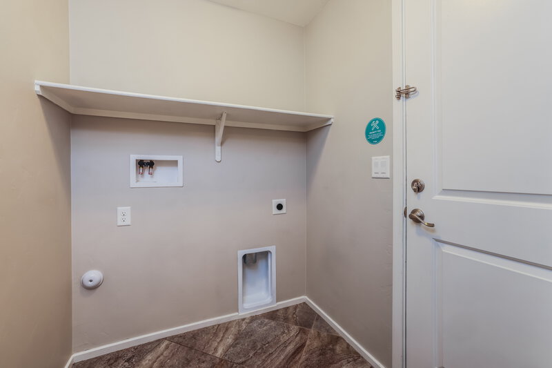 2,040/Mo, 8756 E Perry Park Cir Tucson, AZ 85730 Walk In Closet View