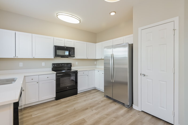 1,785/Mo, 134 W Camino Rancho Palomas Sahuarita, AZ 85629 Kitchen View