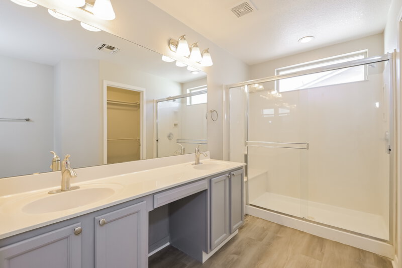 1,785/Mo, 134 W Camino Rancho Palomas Sahuarita, AZ 85629 Main Bathroom View