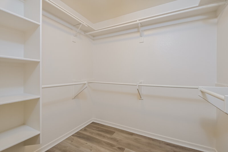 1,785/Mo, 134 W Camino Rancho Palomas Sahuarita, AZ 85629 Walk In Closet View