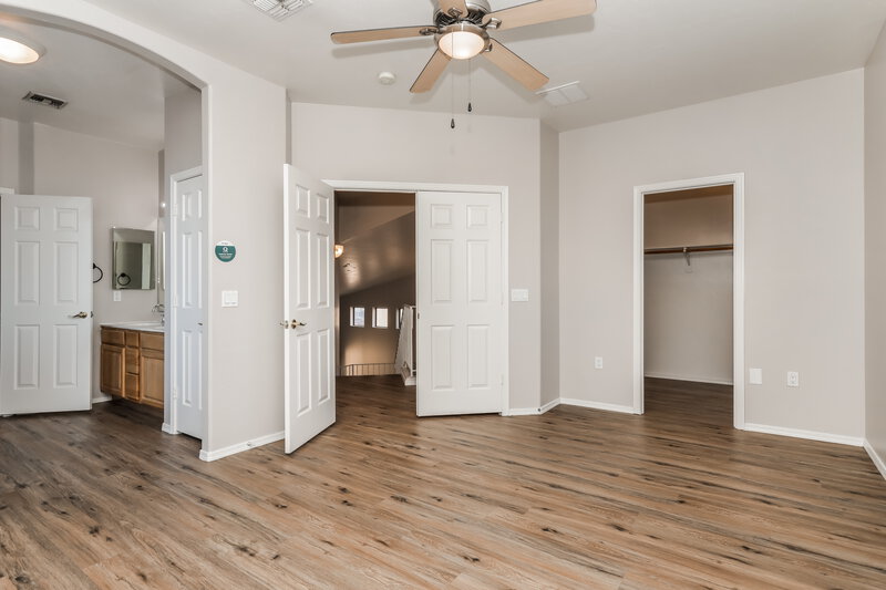 2,760/Mo, 68 W Camino Presidio Quemado Sahuarita, AZ 85629 Main Bedroom View