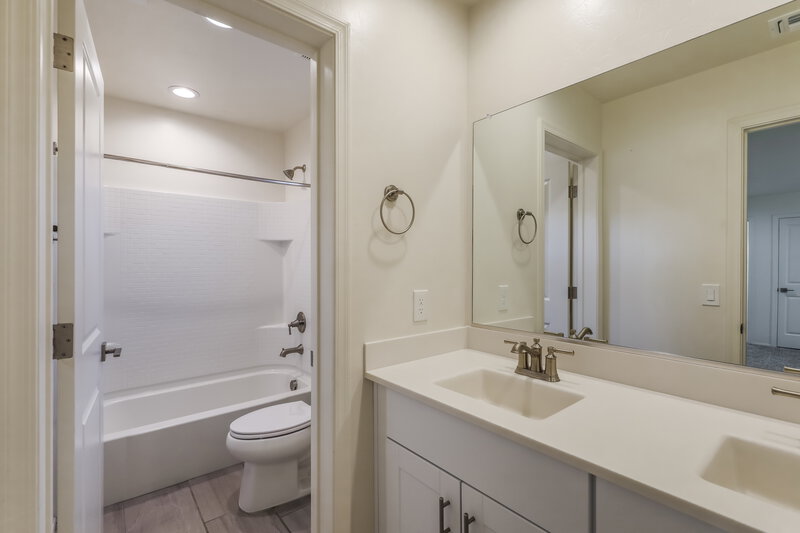 2,085/Mo, 12158 W Charismatic Drive Marana, AZ 85653 Bathroom View