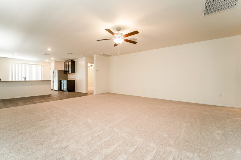 1,960/Mo, 12835 N Peony Dr Marana, AZ 85653 Living Room View