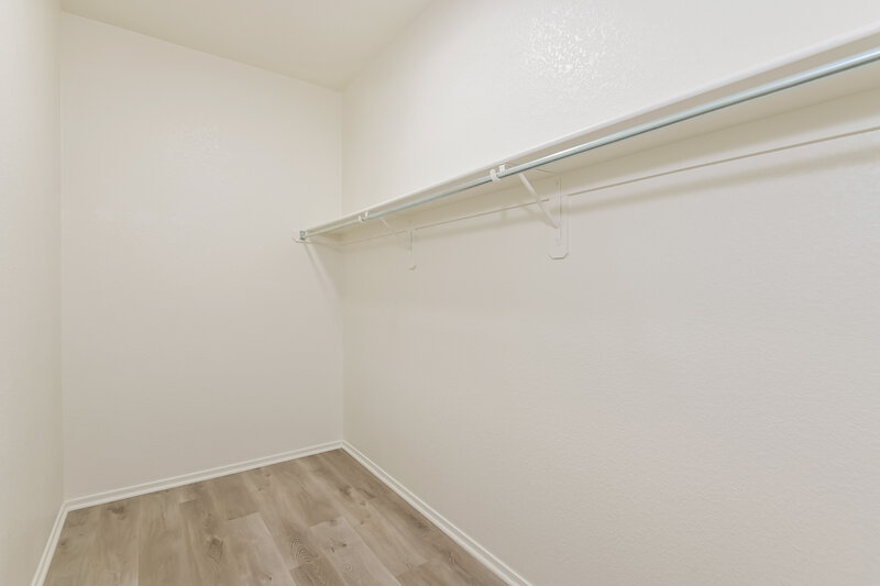 2,080/Mo, 2073 S Hidden Pasture Ln Tucson, AZ 85748 Walk In Closet View