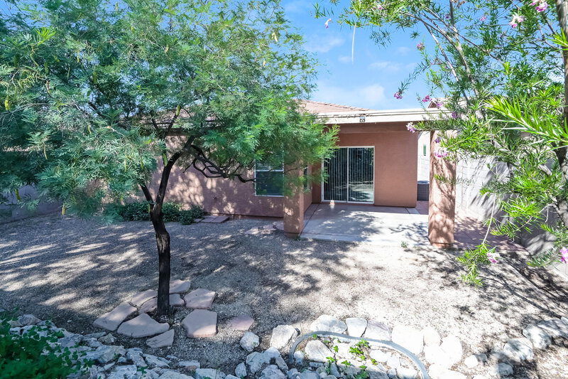 2,080/Mo, 2073 S Hidden Pasture Ln Tucson, AZ 85748 Rear View